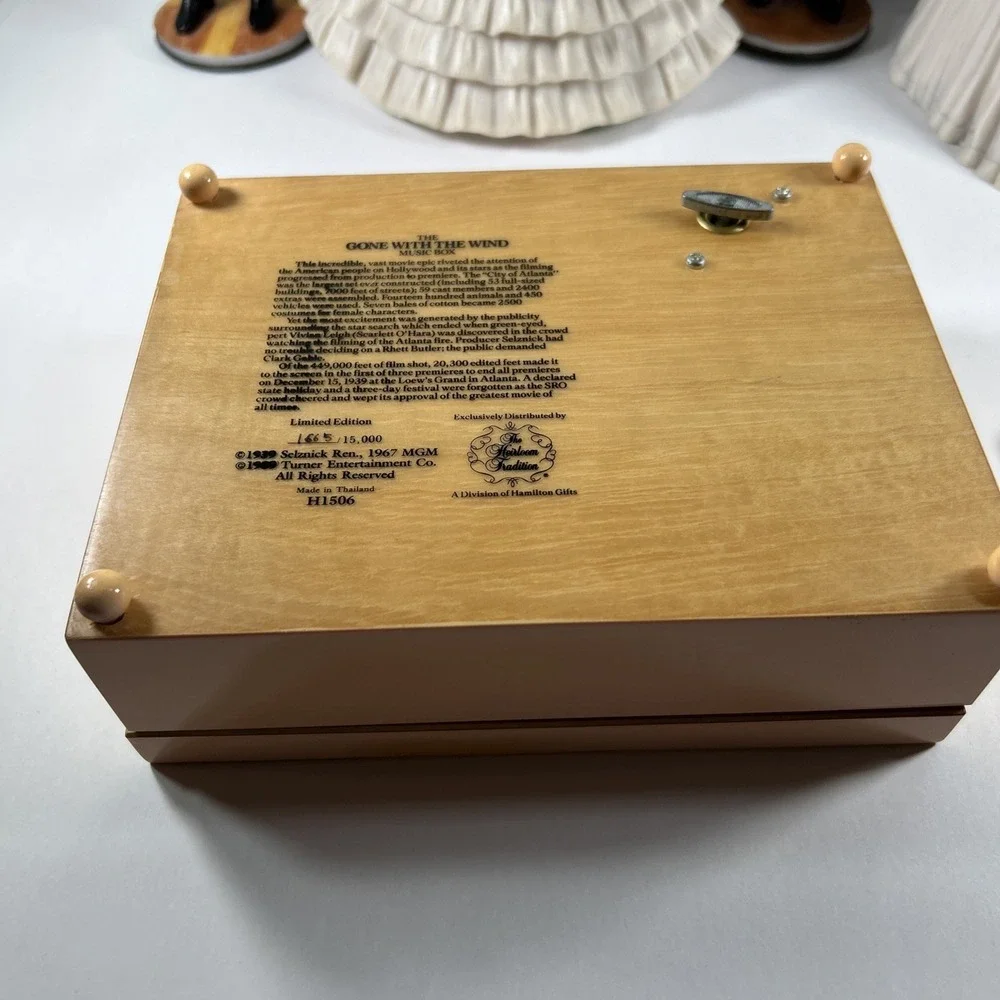 Herb Bridges Movie‎ Old South Memoribla Book Figures Music Box Lot